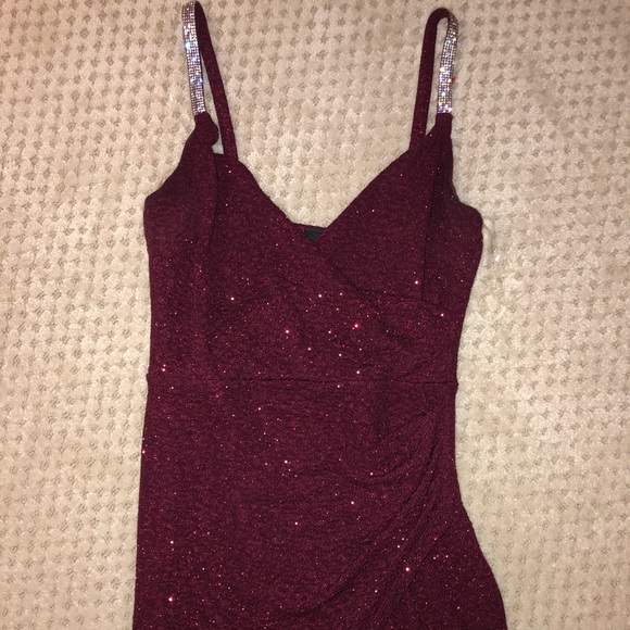 WINDSOR Sparkly Bodycon Cocktail Dress! - Picture 2 of 3